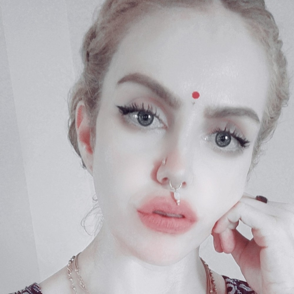 Meet your Posher, Vidya